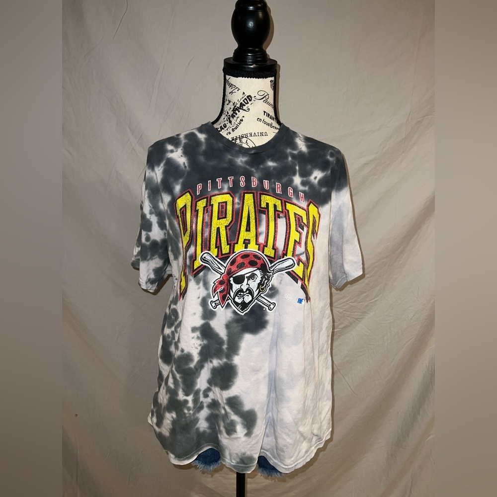 Pittsburg Pirates Tiedye Tee